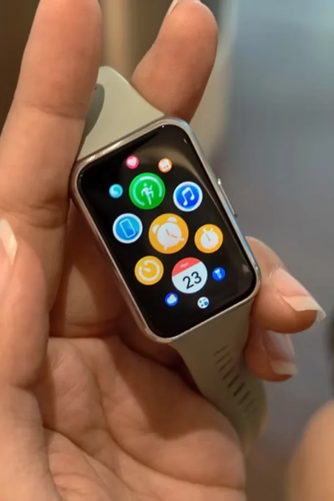 Huawei Band 11 Design; Huawei Band 11 Pro vs 11